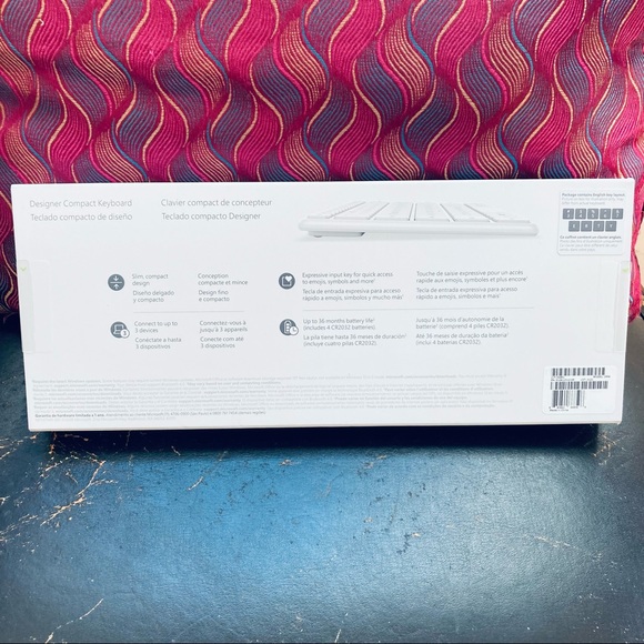 NIB Microsoft Designer Compact Keyboard in white - Picture 4 of 5